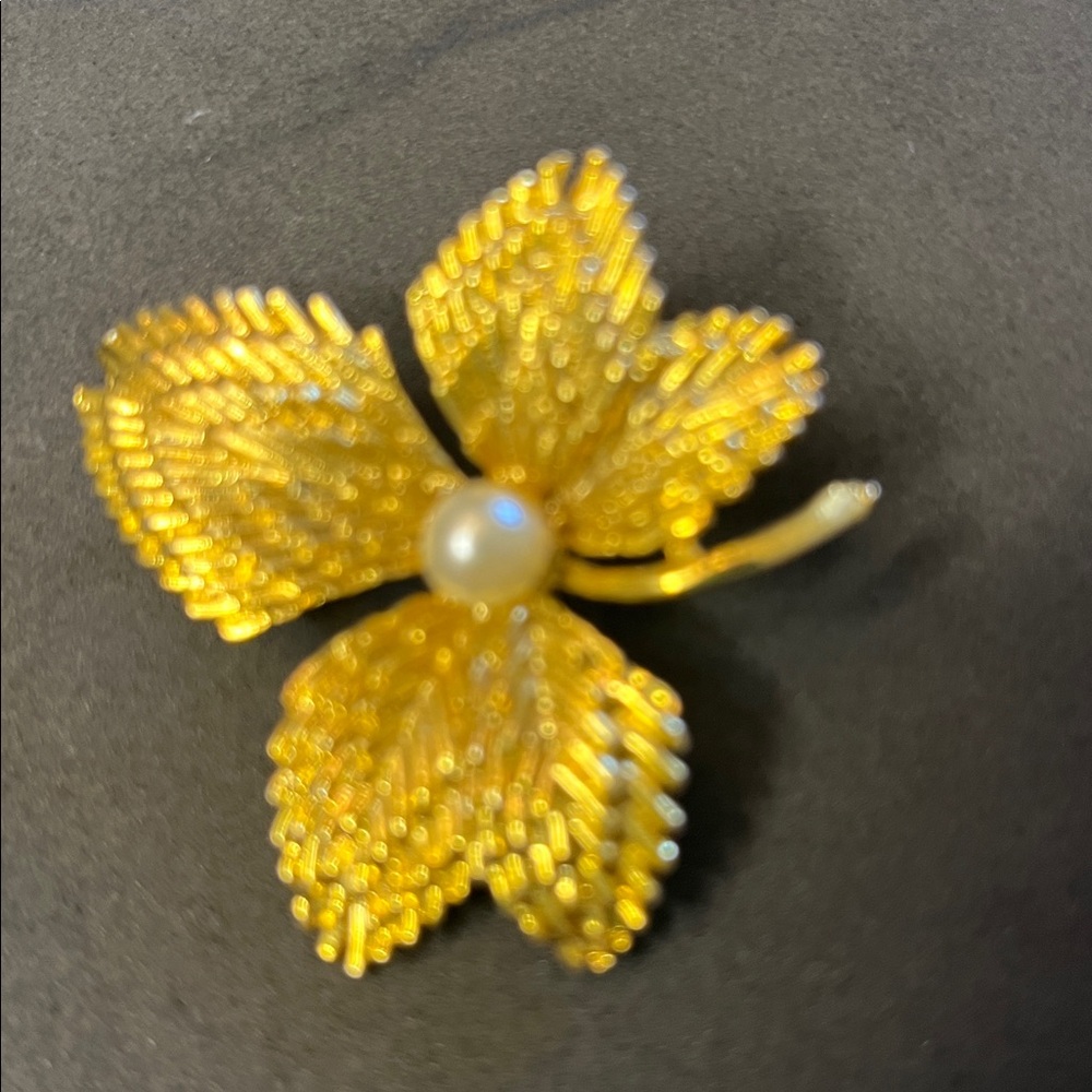Gold Leaf Brooch with Pearl Accent